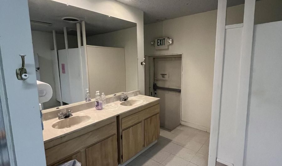 565 E St, Hawthorne, NV 89415 - 0 Beds, 0 Bath