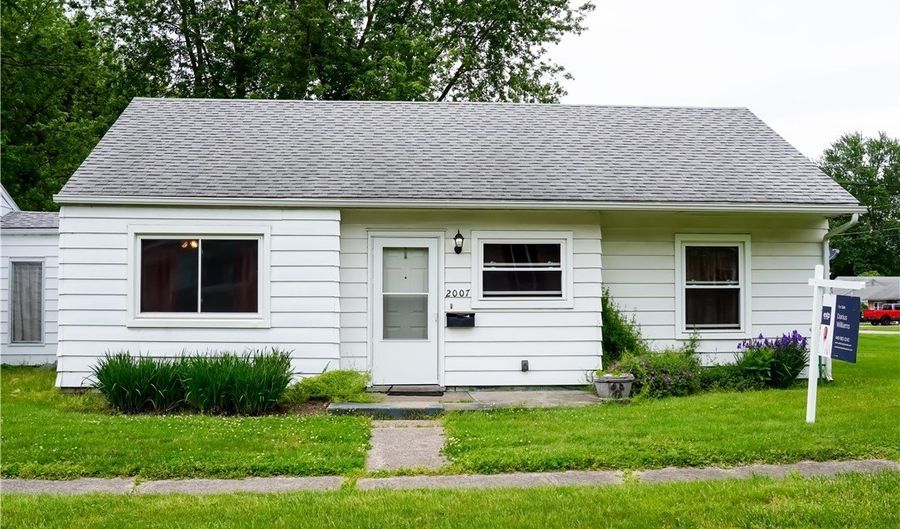 2007 W 59th St, Ashtabula, OH 44004 - 2 Beds, 1 Bath