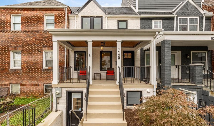 1739 D St NE, Washington, DC 20002 - 4 Beds, 4 Bath