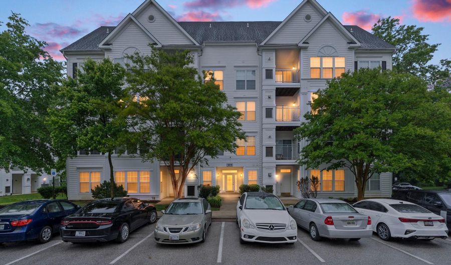 15616 EVERGLADE Ln 303, Bowie, MD 20716 - 2 Beds, 2 Bath