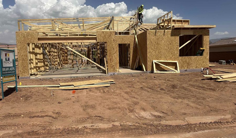 3634 Red Arroyo Dr, Alamogordo, NM 88310 - 4 Beds, 2 Bath