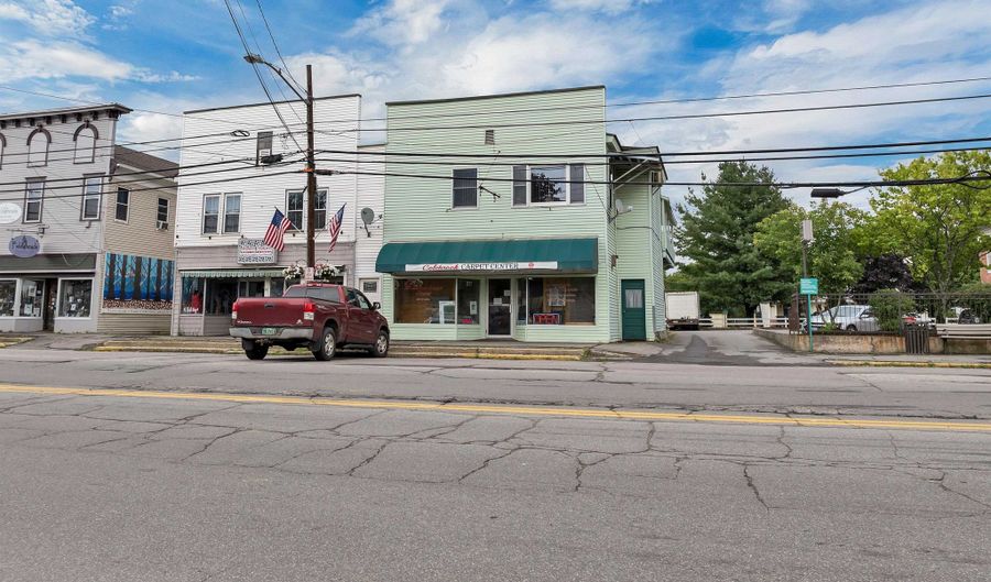 106 Main St, Colebrook, NH 03576 - 3 Beds, 3 Bath