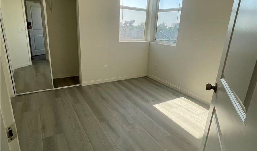 1096 N Ivory Palm Ln, Anaheim, CA 92801 - 3 Beds, 3 Bath