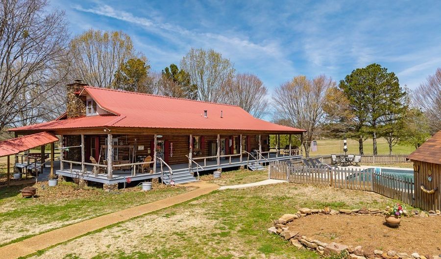 1320 Pine Lodge Rd, Batesville, MS 38606 - 4 Beds, 3 Bath