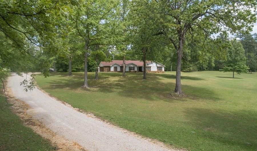 26 CR 272, Bruce, MS 38915 - 4 Beds, 3 Bath