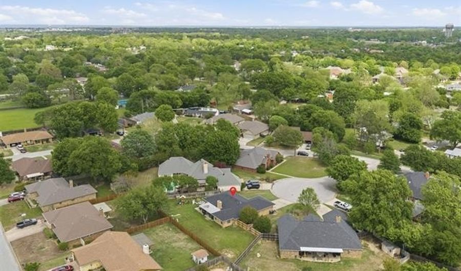 2006 Yorktown Ct, Ardmore, OK 73401 - 3 Beds, 2 Bath