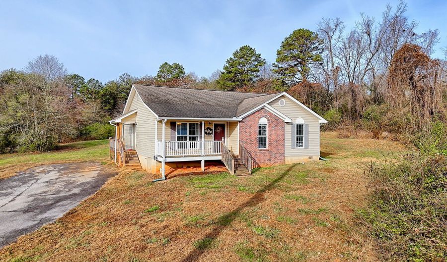 1085 Smokey Rd, Alto, GA 30510 - 3 Beds, 2 Bath