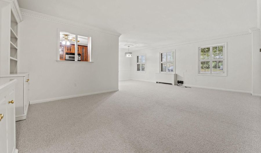 5301 WESTBARD Cir 224, Bethesda, MD 20816 - 1 Beds, 1 Bath
