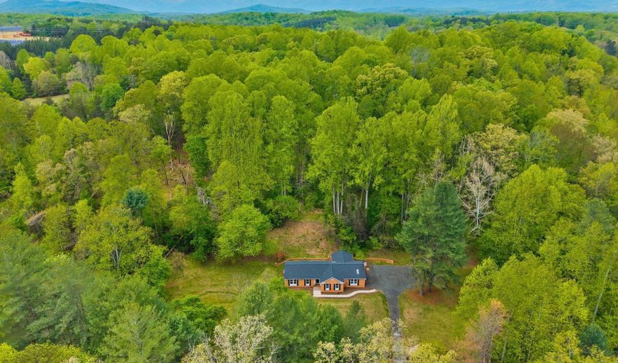 1680 CRAIGS STORE Rd, Afton, VA 22920 - 3 Beds, 2 Bath
