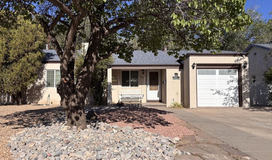801 Solano Dr NE, Albuquerque, NM 87110 - 3 Beds, 1 Bath