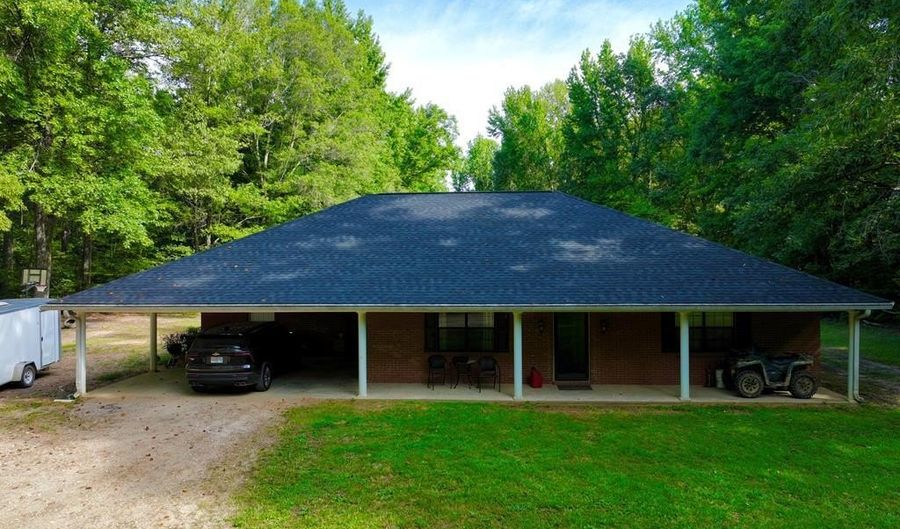 290 Cottage Trail Rd, Batesville, MS 38606 - 3 Beds, 3 Bath