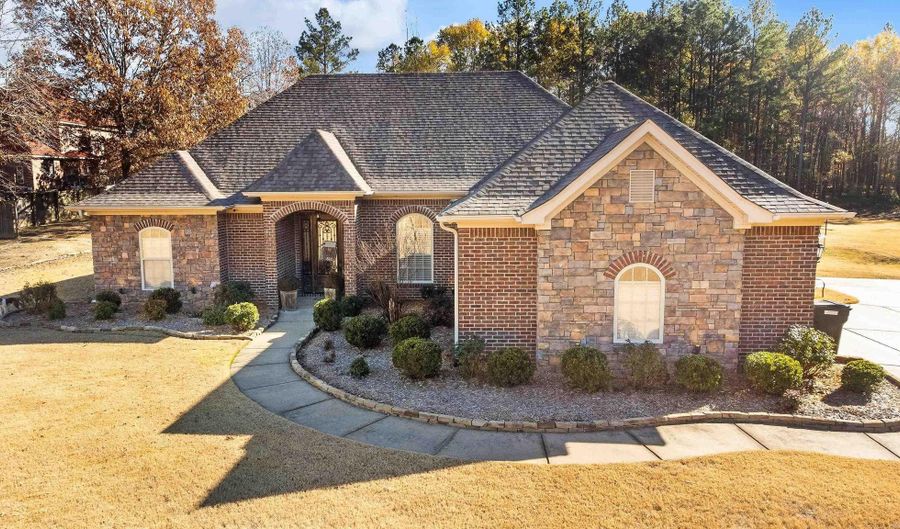 8007 Ridgestone Cv, Alexander, AR 72002 - 4 Beds, 3 Bath