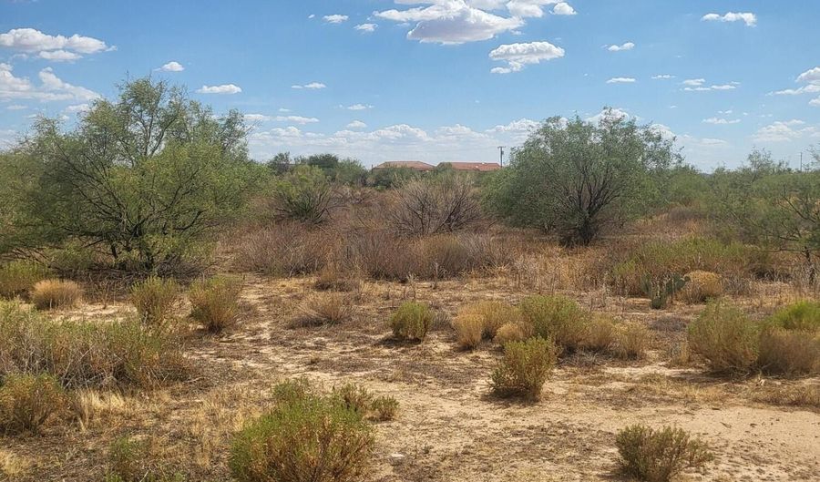 S HAYSTACK Lane, Congress, AZ 85332 - 0 Beds, 0 Bath