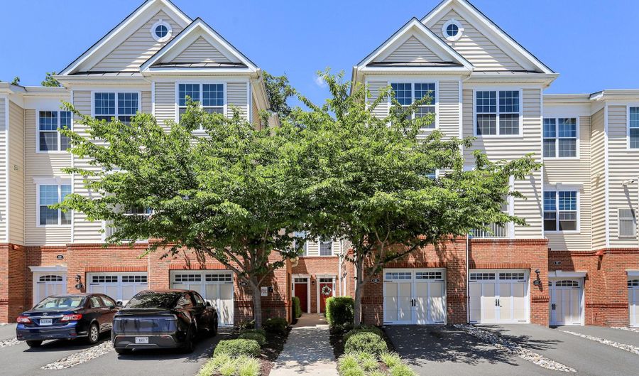 23225 MILLTOWN KNOLL Sq 111, Ashburn, VA 20148 - 2 Beds, 2 Bath