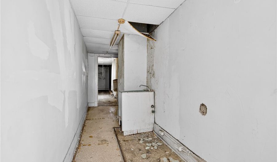 243 Main Ave, Aliquippa, PA 15001 - 0 Beds, 0 Bath