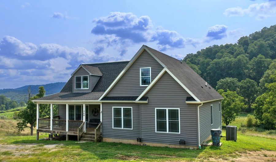 360 Rainbow Ln, Asbury, WV 24916 - 3 Beds, 3 Bath