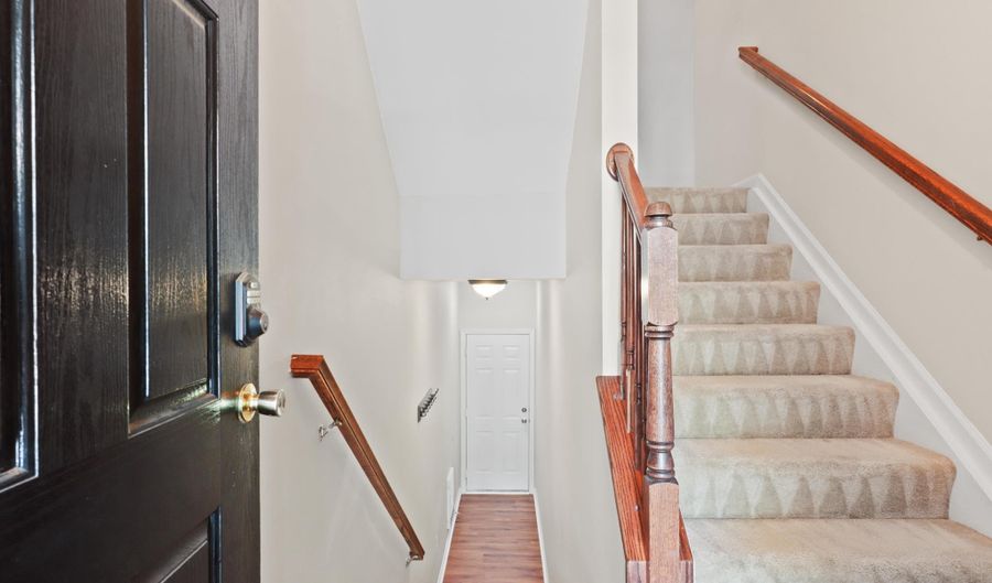 42282 TERRAZZO Ter, Aldie, VA 20105 - 3 Beds, 3 Bath