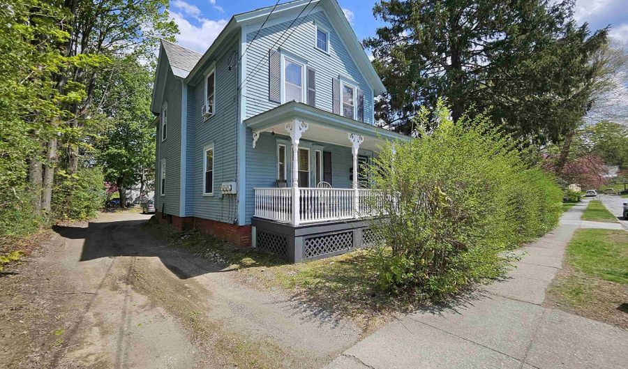 48 Pleasant St, Brattleboro, VT 05301 - 4 Beds, 2 Bath