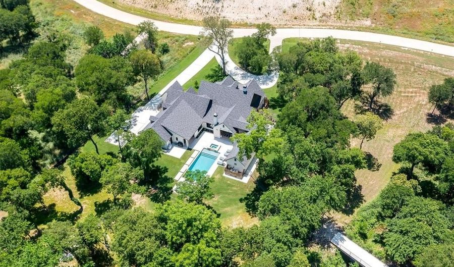 3018 Winding Creek Trl, Aledo, TX 76008 - 5 Beds, 6 Bath
