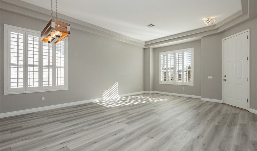 8640 Stone Harbor Ave, Las Vegas, NV 89145 - 3 Beds, 2 Bath