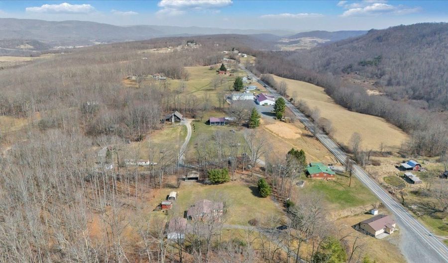 212 W W Ln, Asbury, WV 24916 - 3 Beds, 3 Bath