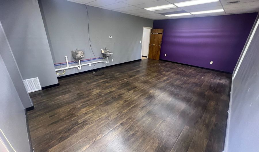 2500 W Broad 308, Athens, GA 30606 - 0 Beds, 0 Bath