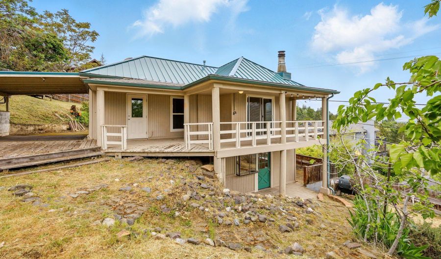 300 Wimer St, Ashland, OR 97520 - 3 Beds, 2 Bath