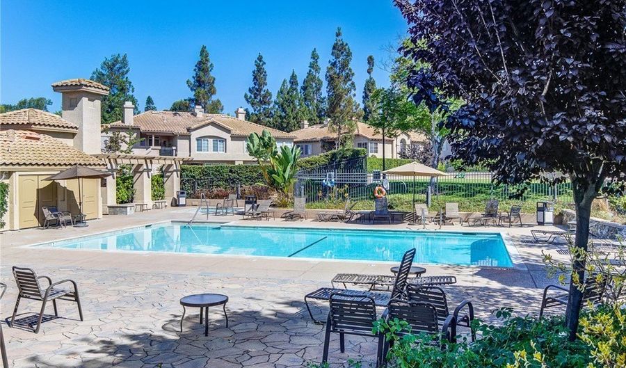 69 Waxwing, Aliso Viejo, CA 92656 - 3 Beds, 3 Bath