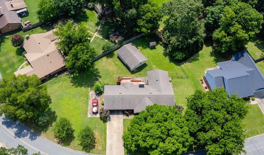 304 Dogwood Dr, Benton, AR 72019 - 4 Beds, 3 Bath
