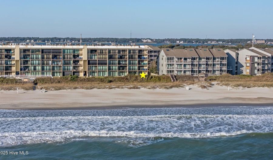 2305 W Ft Macon Rd 101, Atlantic Beach, NC 28512 - 2 Beds, 2 Bath