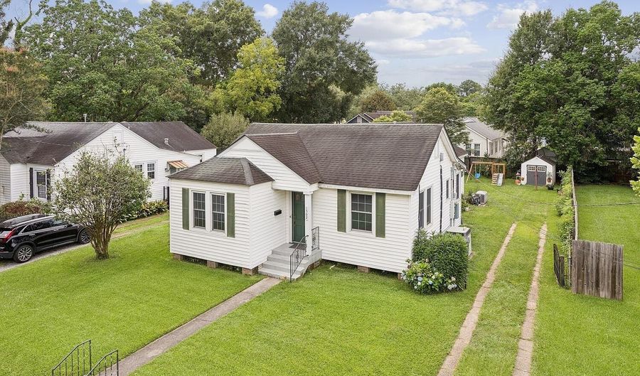 1502 Arlington Ave, Baton Rouge, LA 70808 - 3 Beds, 2 Bath