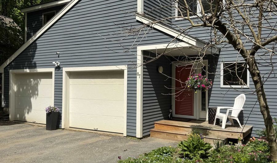 87 Orchard St 87, Brattleboro, VT 05301 - 4 Beds, 4 Bath