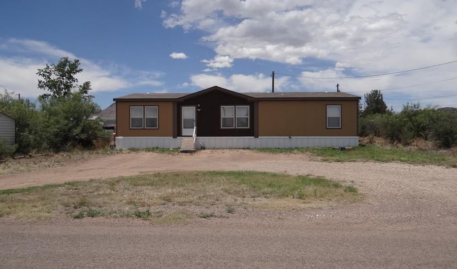 907 N Peach, Alpine, TX 79831 - 3 Beds, 2 Bath