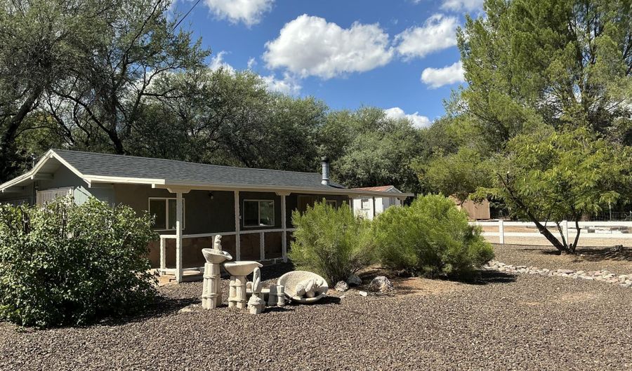 20 RINCON Dr, Clarkdale, AZ 86324 - 2 Beds, 1 Bath
