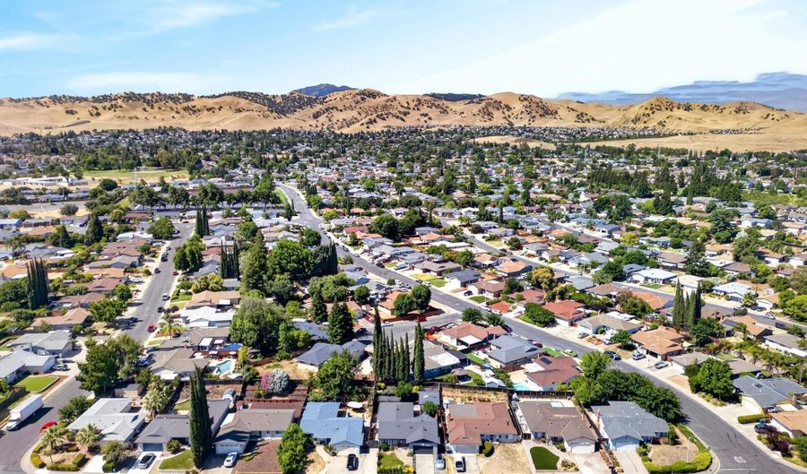 1217 Mission Dr, Antioch, CA 94509 - 4 Beds, 2 Bath