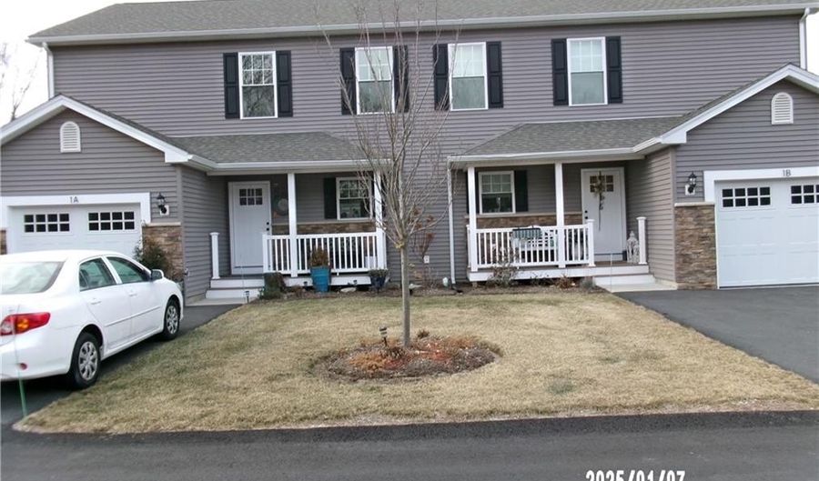 1 Sydney Rose Ct 1A, Johnston, RI 02919 - 3 Beds, 3 Bath