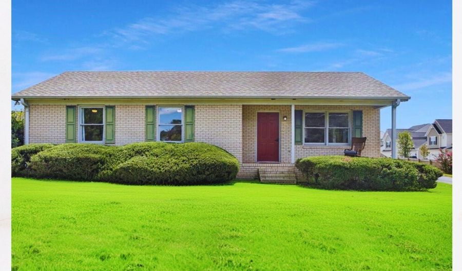 164 Old Furnace Rd, Boiling Springs, SC 29316 - 3 Beds, 2 Bath