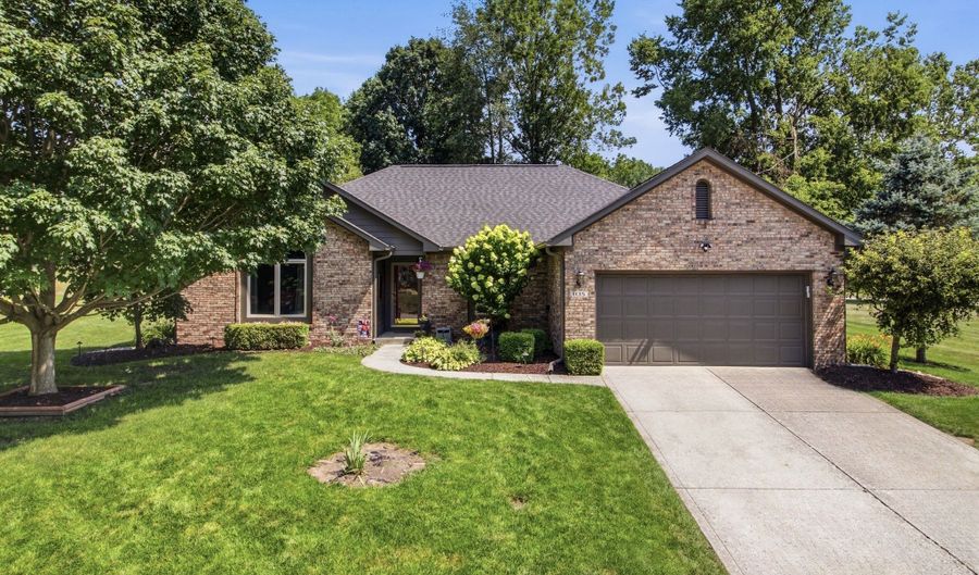 1135 Crystal Ct, Avon, IN 46123 - 3 Beds, 2 Bath