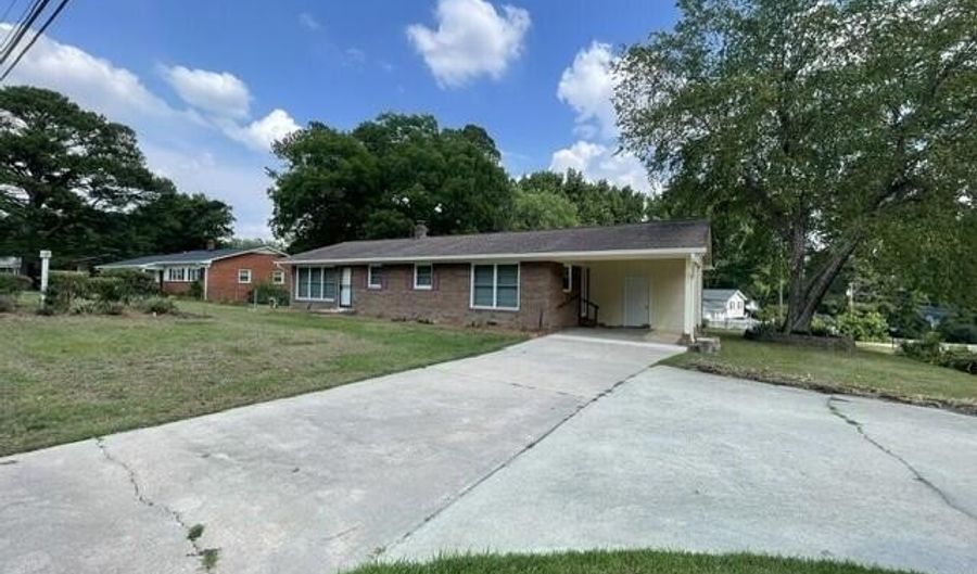 384 E Wimberly St, Angier, NC 27501 - 3 Beds, 2 Bath