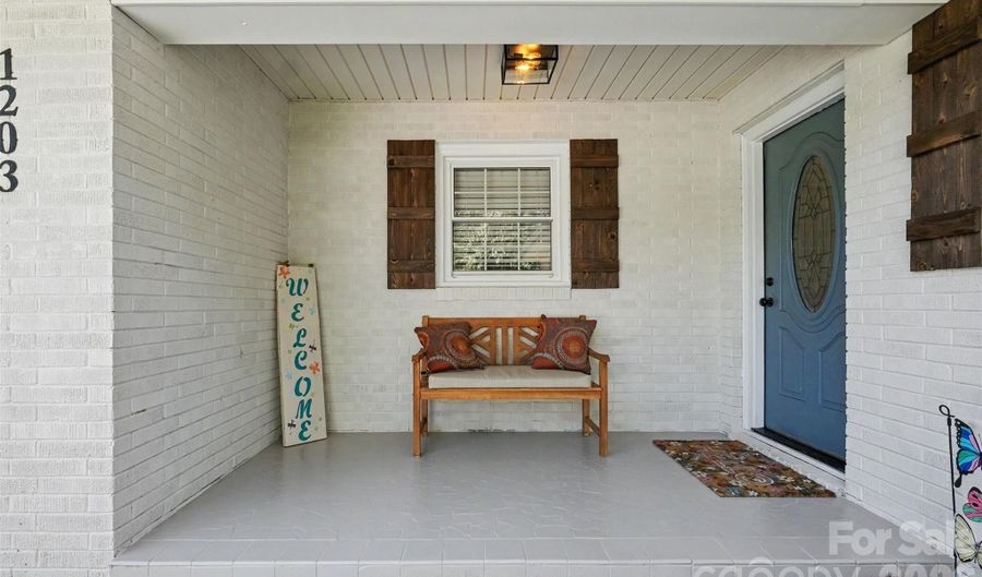 1203 Flintshire Dr, Albemarle, NC 28001 - 3 Beds, 2 Bath