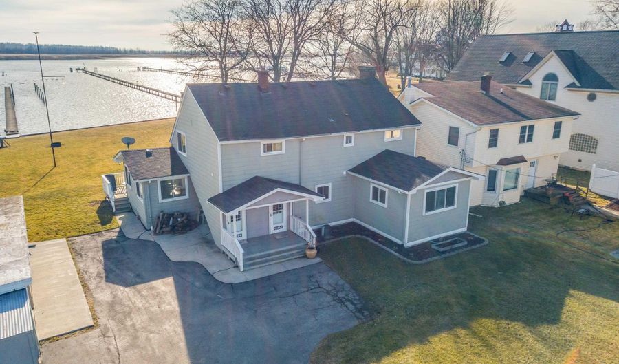 6123 Pointe Tremble, Algonac, MI 48001 - 6 Beds, 5 Bath