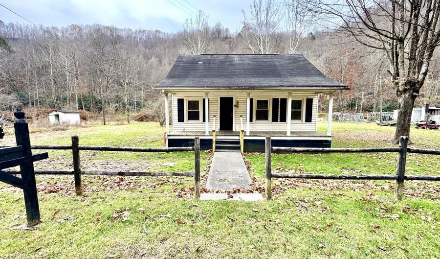 2342 Roda Rd, Appalachia, VA 24216 - 2 Beds, 1 Bath