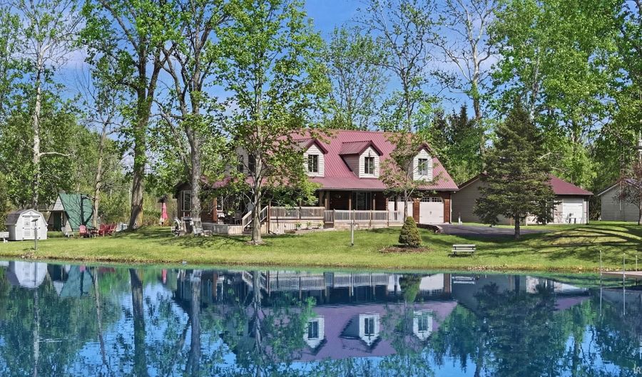 1145 Lakeshore Dr, Akron, IN 46910 - 3 Beds, 2 Bath