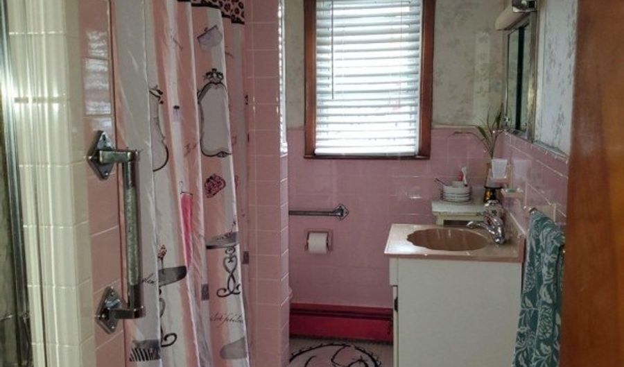 16 Hunkele St, Belleville, NJ 07109 - 3 Beds, 1 Bath