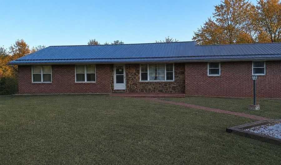 1357 S Hasler Rd, Bloomfield, IN 47424 - 4 Beds, 2 Bath