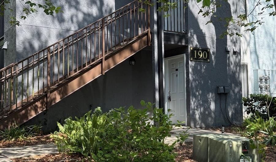 190 RIVERBEND Dr 102, Altamonte Springs, FL 32714 - 1 Beds, 1 Bath