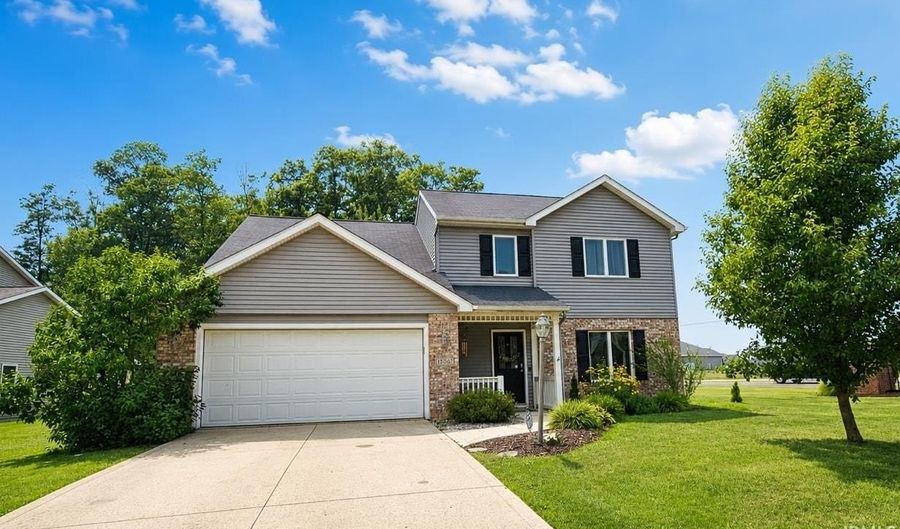 1506 Quinten Dr, Auburn, IN 46706 - 4 Beds, 3 Bath