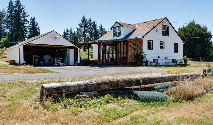 92289 SVENSEN MARKET Rd, Astoria, OR 97103 - 3 Beds, 2 Bath