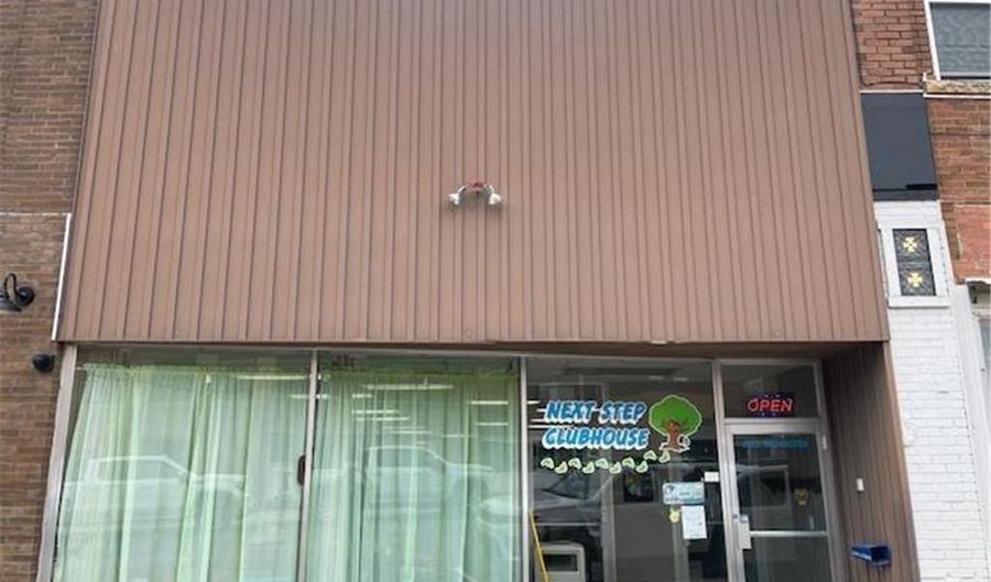 216 Washington Ave S, Albert Lea, MN 56007 - 0 Beds, 0 Bath