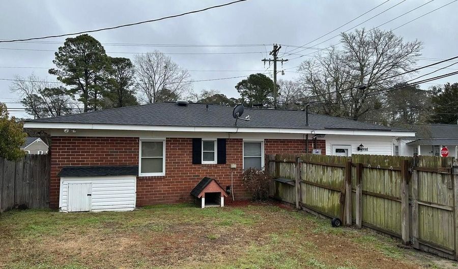 998 North St, Bamberg, SC 29003 - 2 Beds, 2 Bath